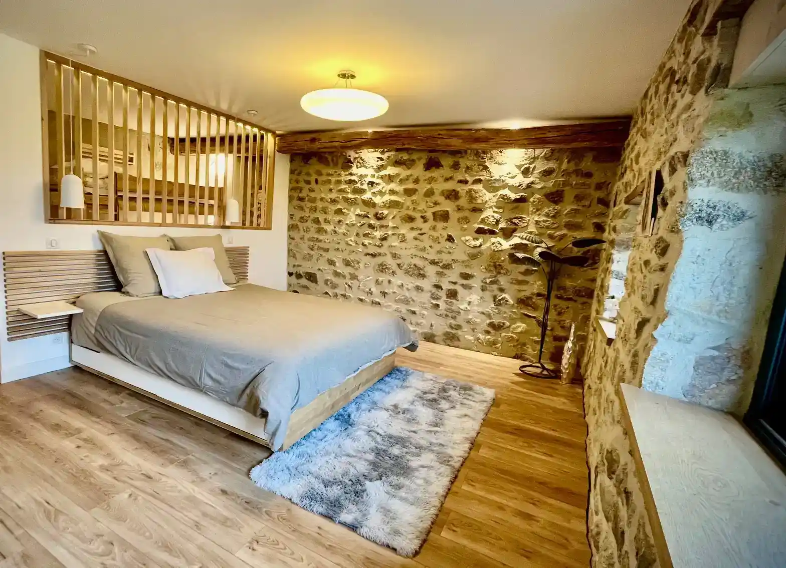 vue intéreur d'une chambre confortable