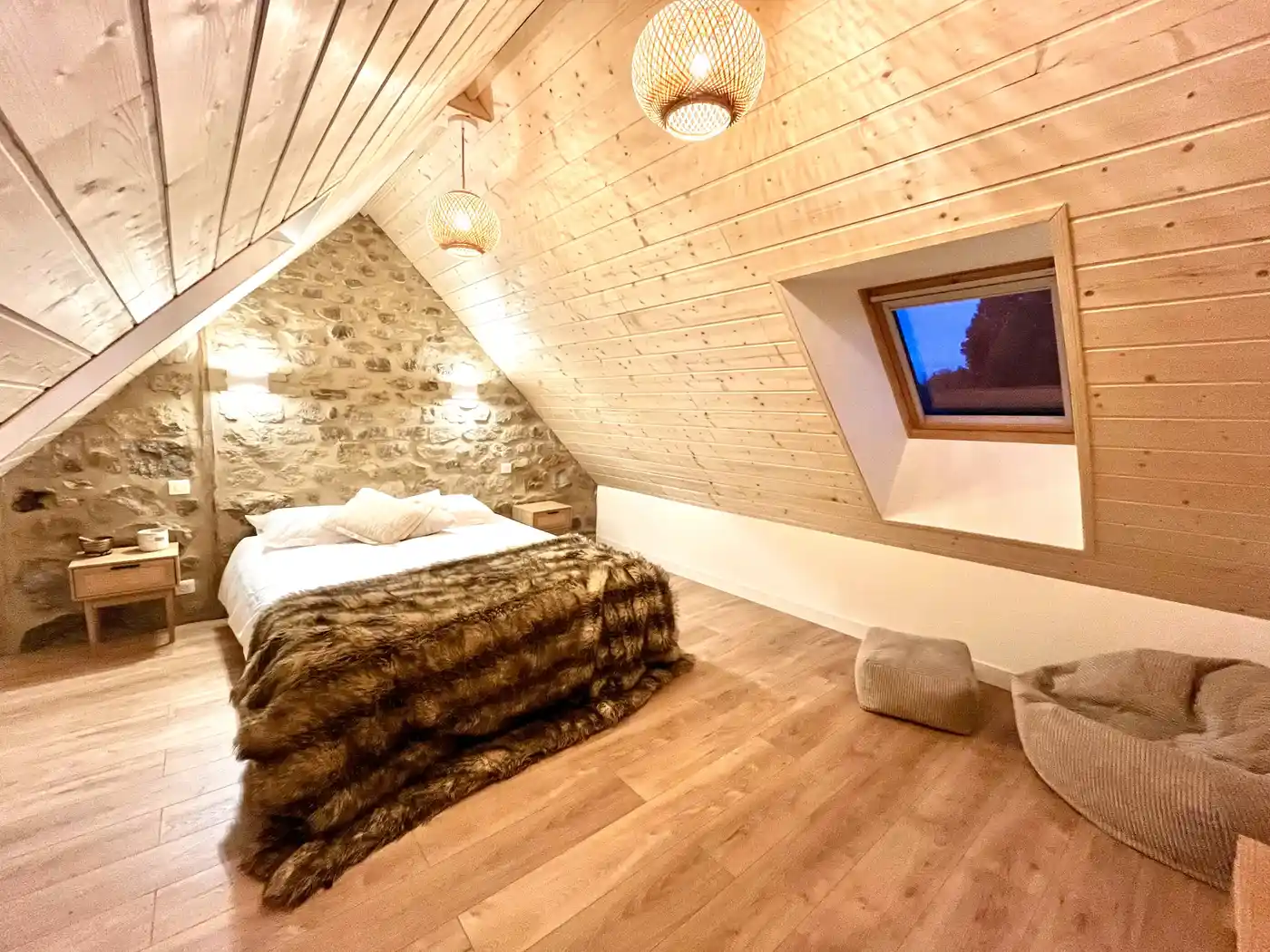 vue intéreur d'une chambre confortable