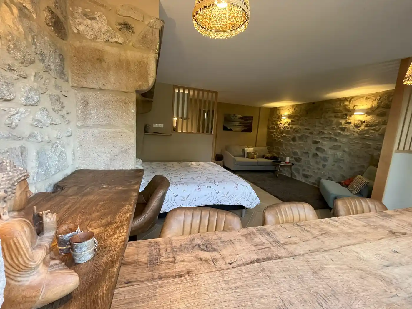 vue intéreur d'une chambre confortable
